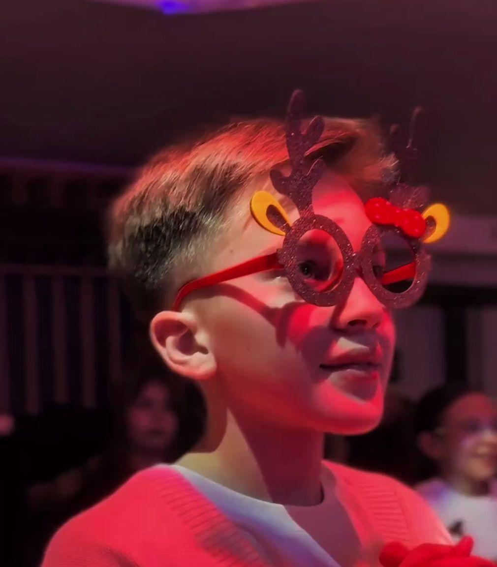 Ловите самые зажигательные моменты с нашего новогоднего праздника! 🎄✨