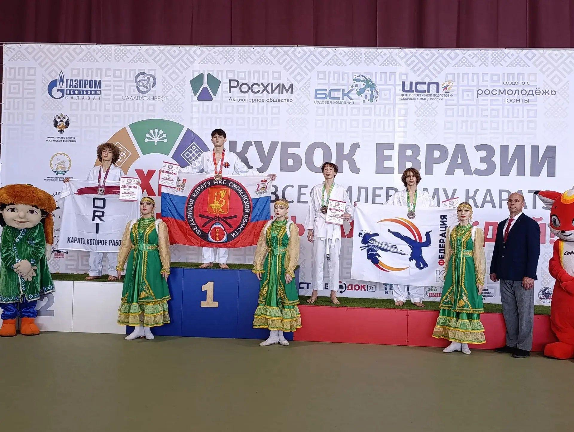 76b04eb9-78af-4723-bd96-f3ab0d164862.jpg